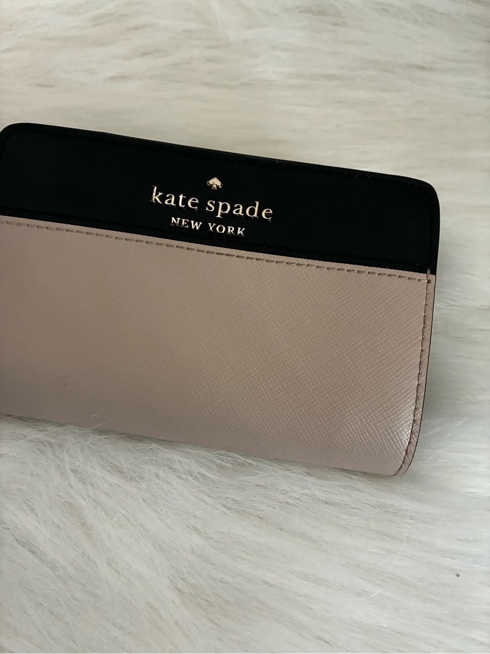 Kate Spade bifold wallet